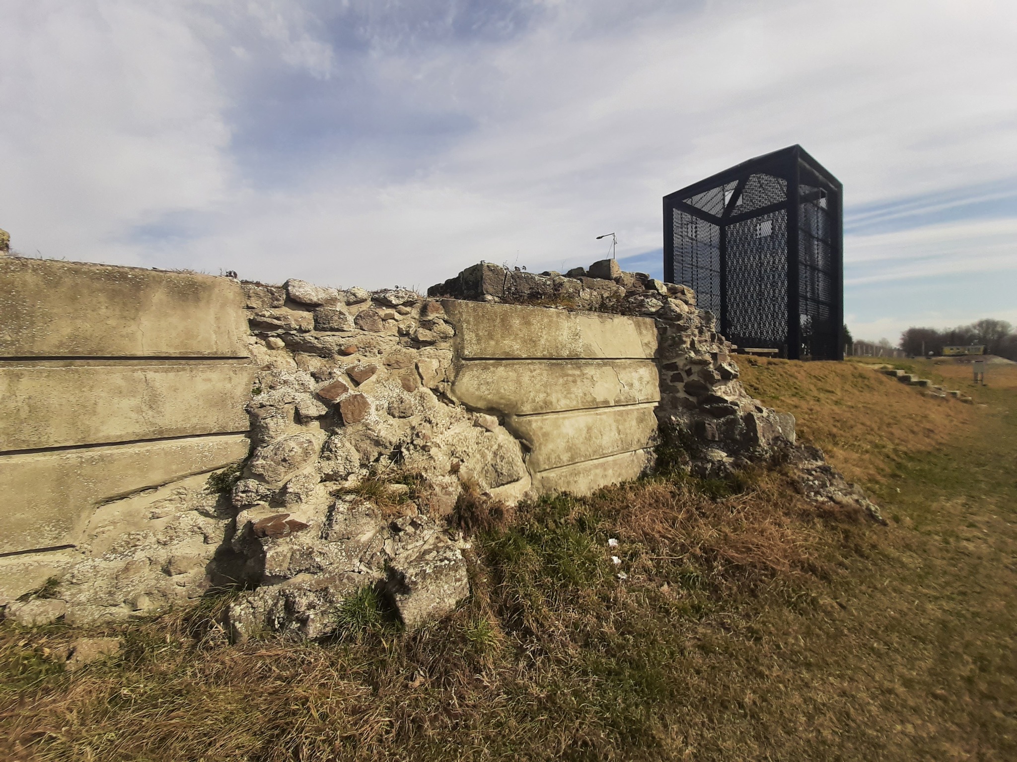 View larger image View larger image