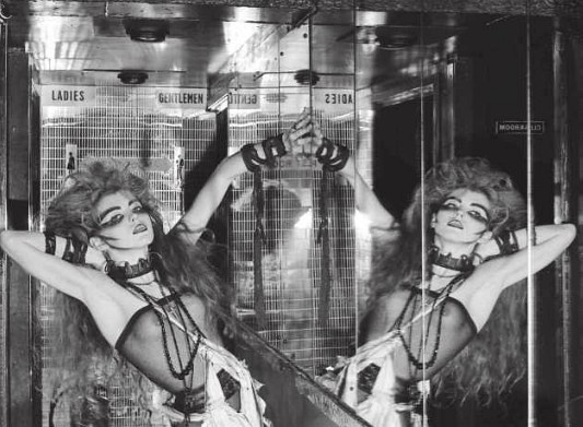 View larger image View larger image